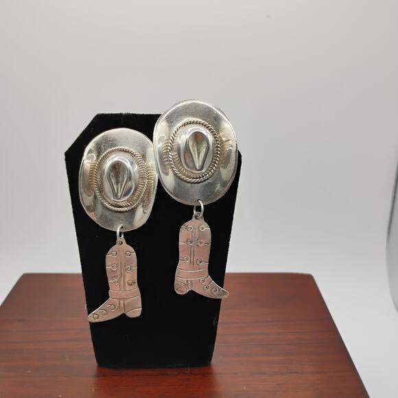 Cowboy Hat & Boots Earrings in Taxco Sterling Silver stamped TB-48 - Picture 1 of 6